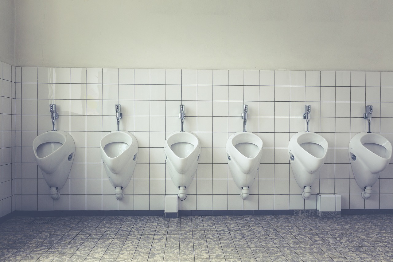 Nanopinnoite tekee huoltoaseman WC-tiloista helposti puhdistettavat